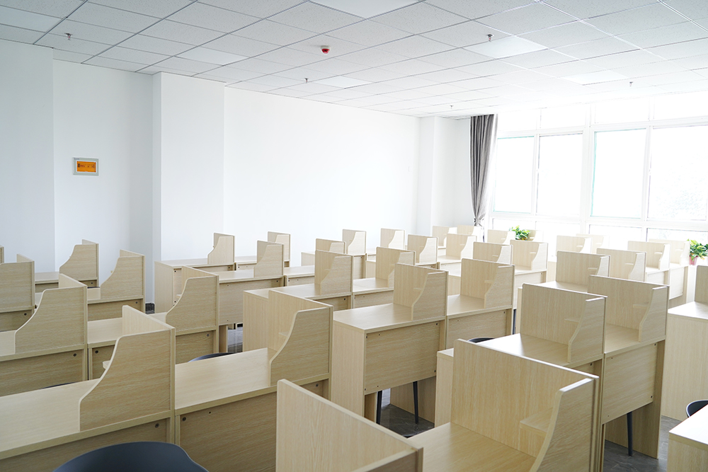 美术生400分可以考什么大学